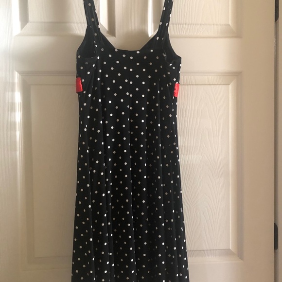 Retro-Style Dress - Picture 2 of 5